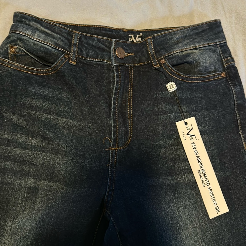 NWT V19-69 jeans